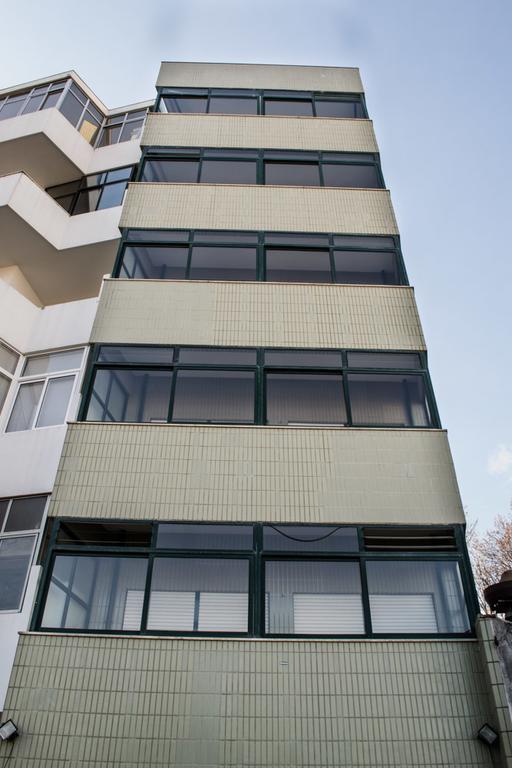 Low Cost Tourist Apartments - Casa Da Musica OOporto Exteriör bild